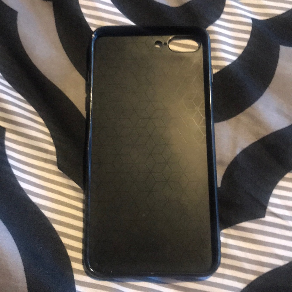 iPhone 7 Plus case - Picture 2 of 2